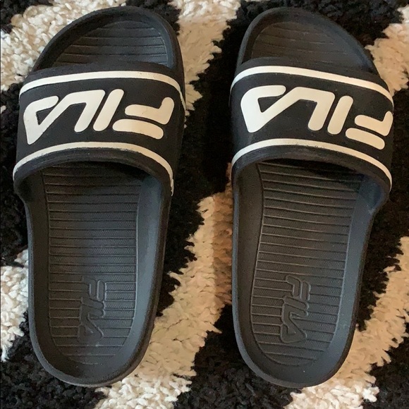 kids fila slides